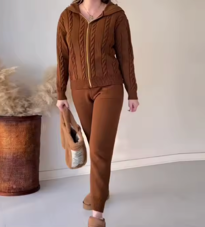 Conjunto de Punto: Lujo Urbano y Estilo Ajustado para Tu Día a Día