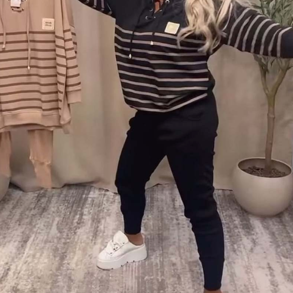 Conjunto Rayado Relajado: La Elegancia Effortless para el Día a Día