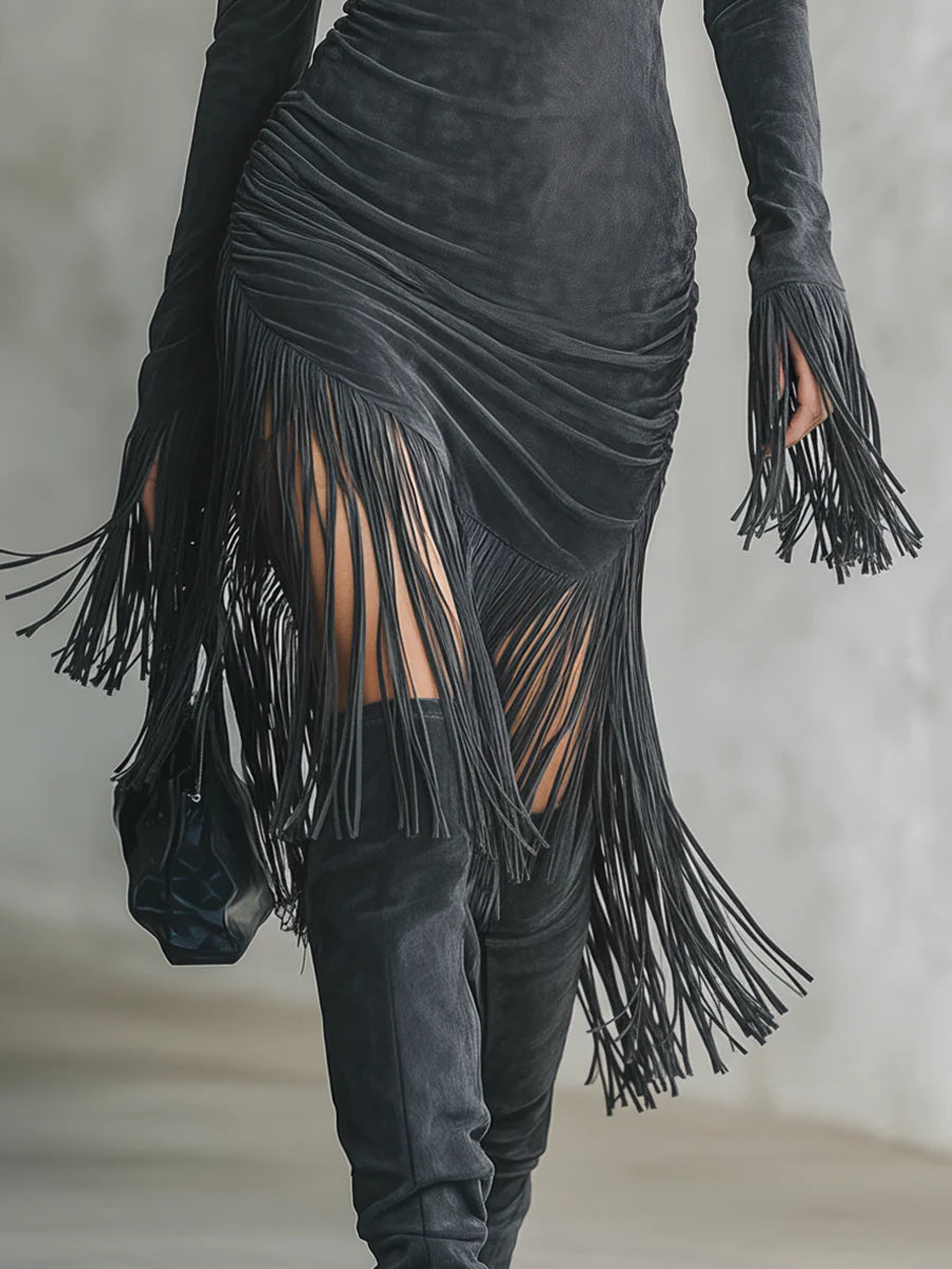 Vestido Suede Fringe™: Sofisticación Salvaje con Toque Bohemio