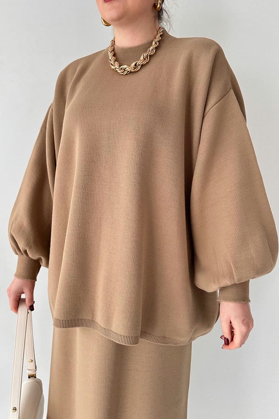 Conjunto Elegante de Falda: Sofisticación Versátil para Otoño e Invierno