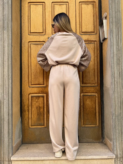 Conjunto Glam: Elegancia Nocturna con Brillo Sutil