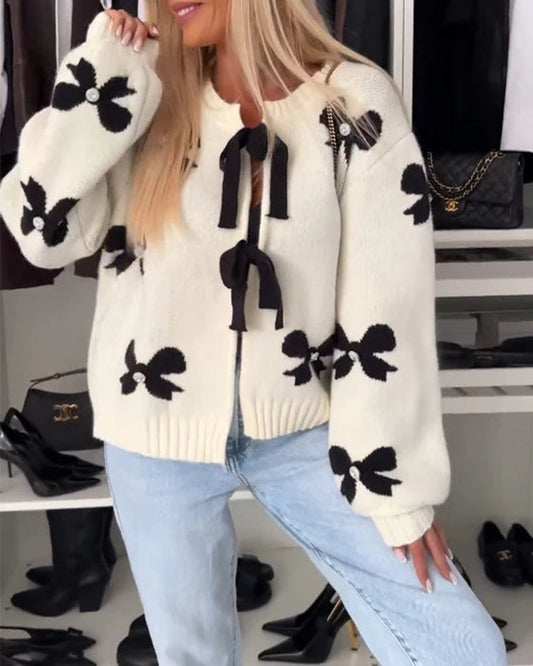 Cárdigan de Terciopelo 'Velvet Bow': Lujo y Romance para tus Outfits