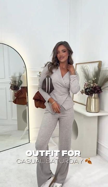Conjunto Adrien: Eleva tu Estilo con 7 Colores que Inspiran