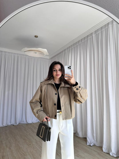 LİORA | La Chaqueta de Sastrería Perfecta y Estructurada