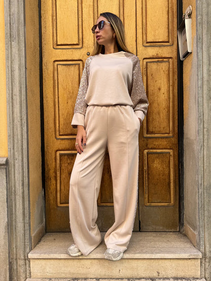 Conjunto Glam: Elegancia Nocturna con Brillo Sutil