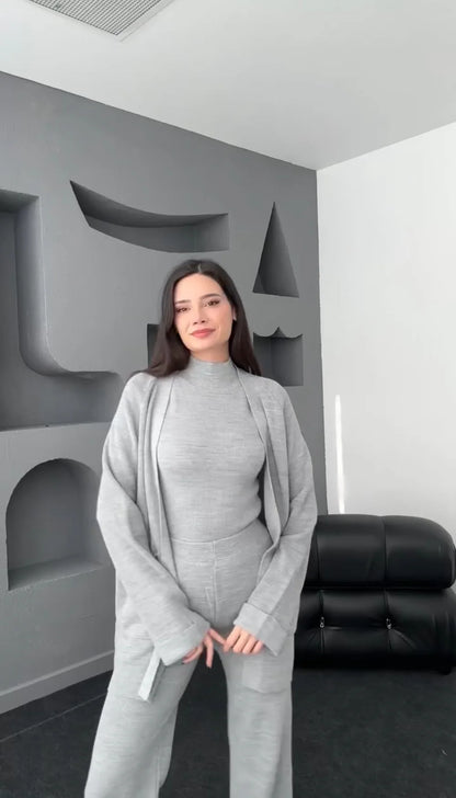 Conjunto Elegant Knit: Suavidad, Estilo y Equilibrio