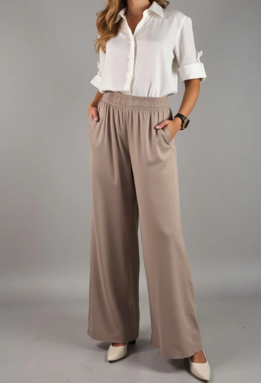 Pantalón Atenea: La Elegancia Atemporal en su Versión Más Cómoda y Ligera