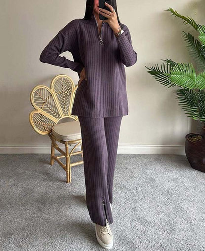 Conjunto Comfy Chic: Punto Acanalado y Pierna Abierta