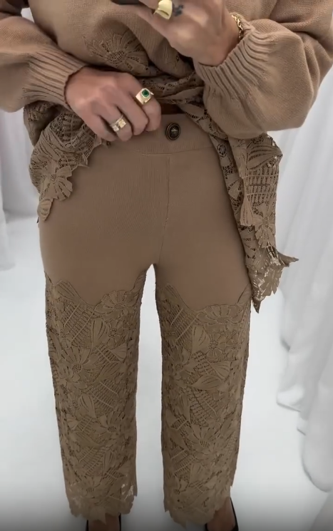 Conjunto Soft Lace™: Elegancia Natural con Comodidad Sofisticada