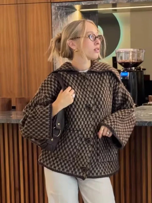 Chaqueta Parisian Check™ – Clásica, Chic y Atemporal