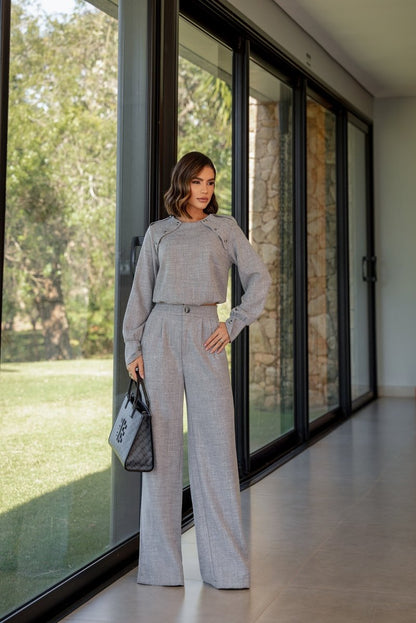 Conjunto Sastrería Flamê DOT: La Elegancia Versátil del Día a Día