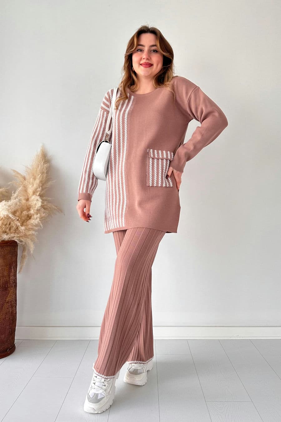 Conjunto Knit Line Premium™ – Estilo Moderno con Tejido Suave y Favorecedor