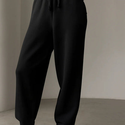 🖤 Conjunto Esencial: El Comodín Definitivo para Toda Temporada