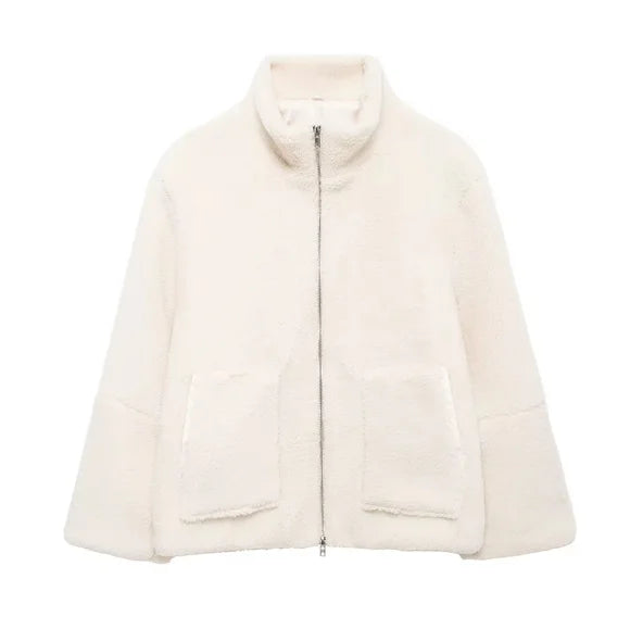 Chaqueta Theia: El Abrazo Más Cálido y Elegante del Otoño