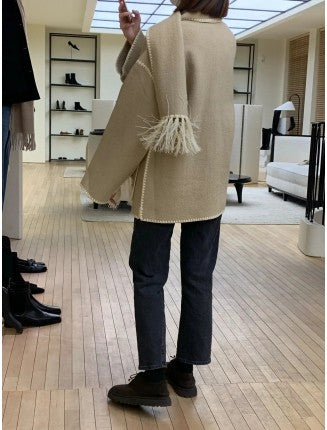 Chaqueta/Abrigo AVAGARRA: Calidez Lujosa y Estilo Atemporal