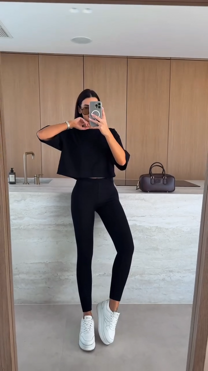 Conjunto Comfy Essential™: Comodidad Minimalista con Estilo Moderno