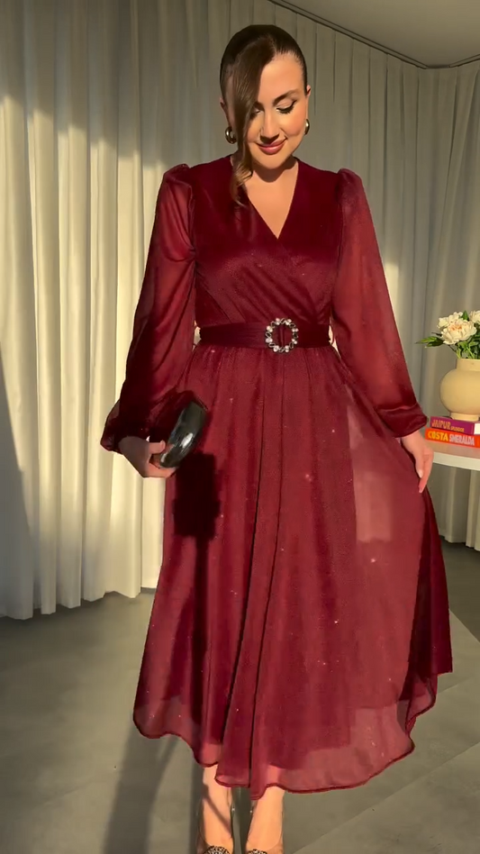 Vestido Royal Shine – Elegancia que Ilumina tu Presencia