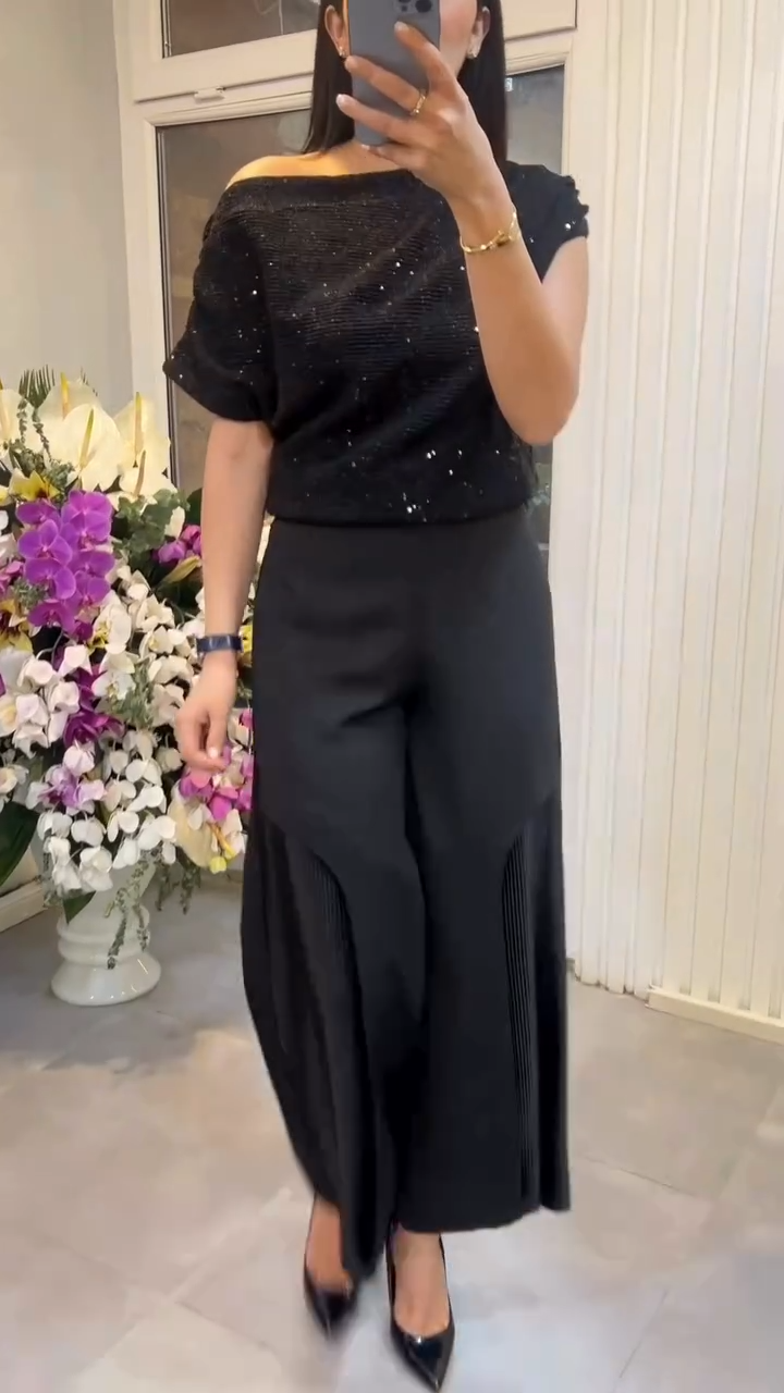 Conjunto Spark Set: Elegancia Moderna con Toque de Brillo