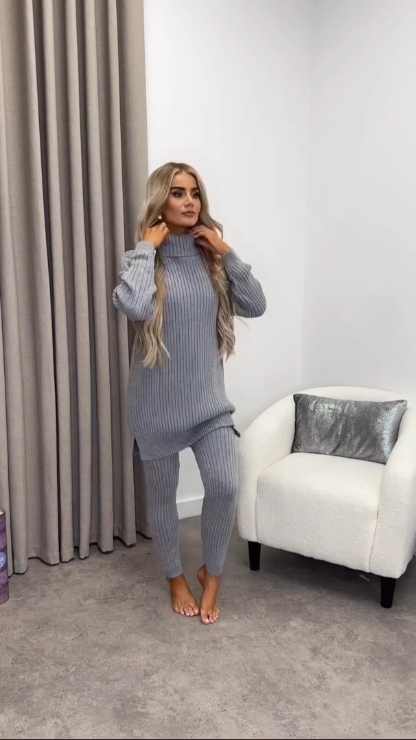 Conjunto Soft Knit: Calidez, Suavidad y Estilo Natural