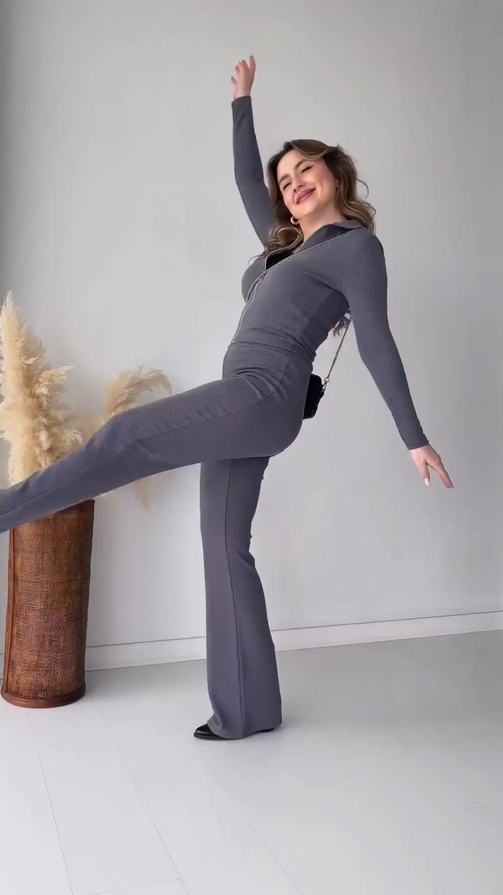 Conjunto Knit Zipper Comfort™ – Estilo Minimalista, Caída Perfecta y Comodidad Total